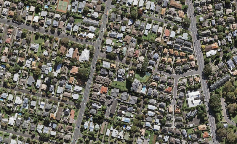 1B Lauchlan Avenue, Epsom, Auckland - Carousel 1