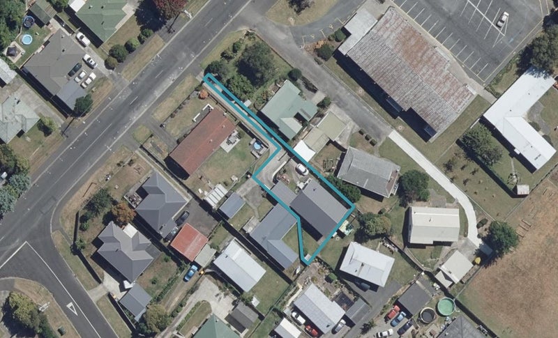 67A Pine Avenue, Melville, Hamilton - Carousel 1