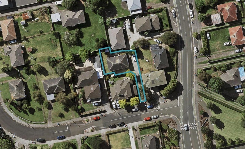 26A Lynton Road, Mount Wellington, Auckland - Carousel 1
