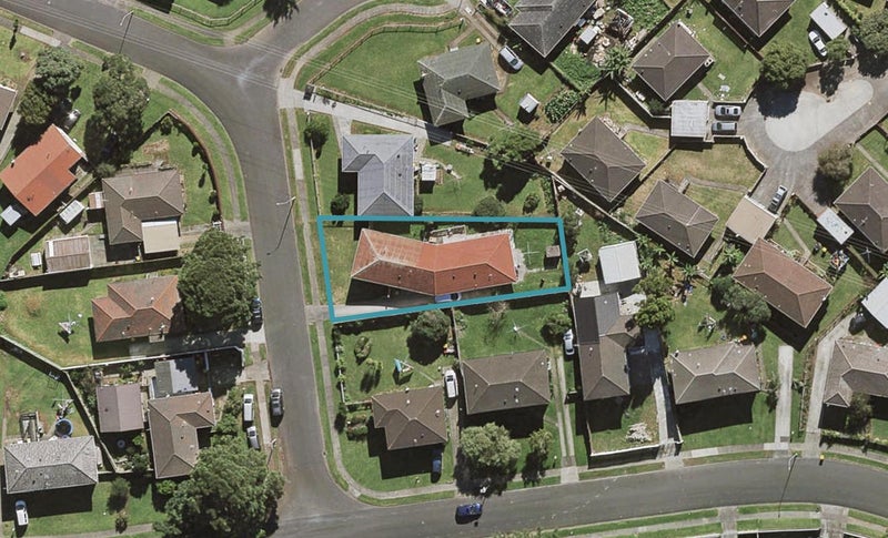 3 Chadwick Crescent, Mangere East, Auckland - Carousel 1