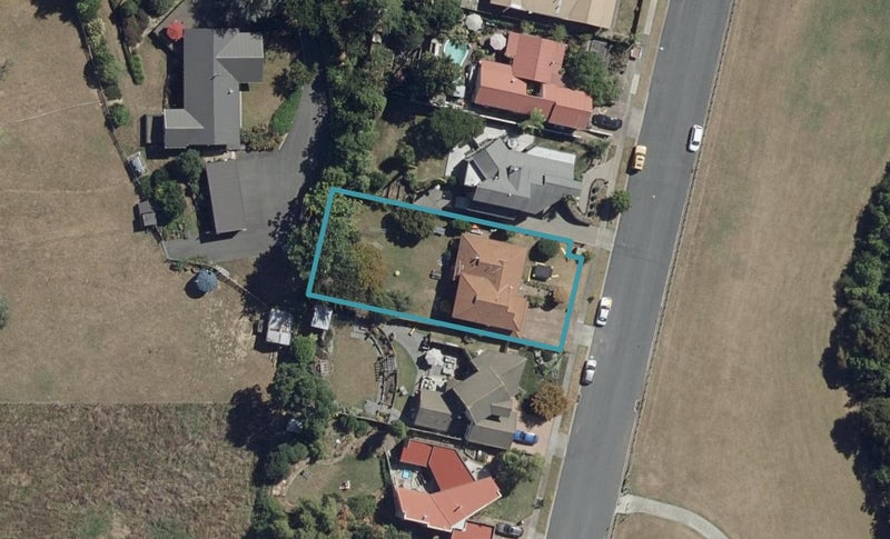 54 Melva Street, Dinsdale, Hamilton - Carousel 1