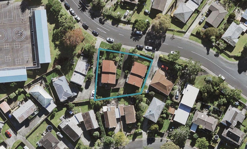 1/56 Bayview Road, Bayview, Auckland - Carousel 1