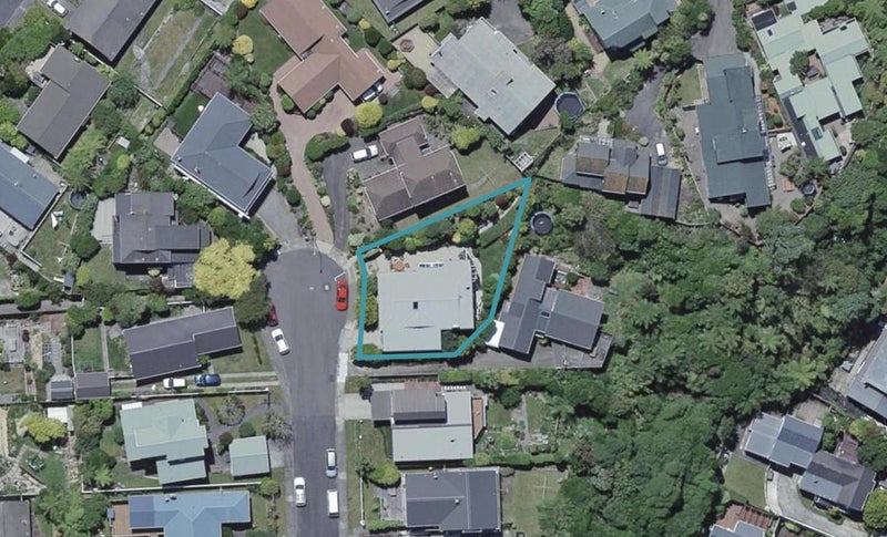 66 Kandy Crescent, Ngaio, Wellington - Carousel 1