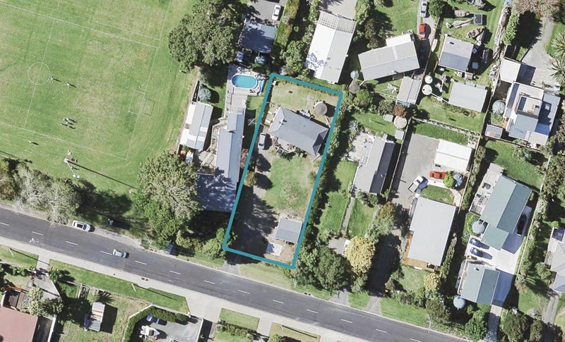 69 Karaka Road, Beachlands, Auckland - Carousel 1