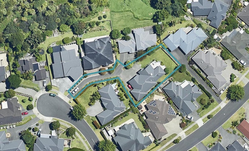10 Saint Clements Grove, Bethlehem, Tauranga - Carousel 1