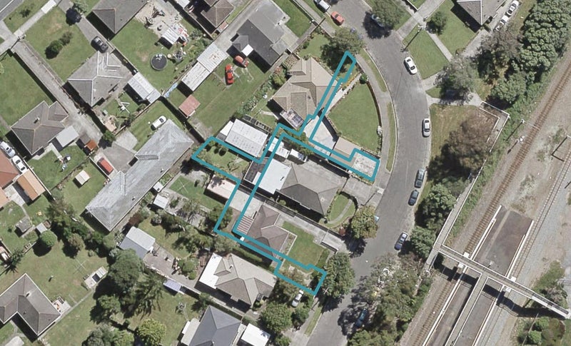 3/12 Rainey Grove, Taita, Lower Hutt - Carousel 1