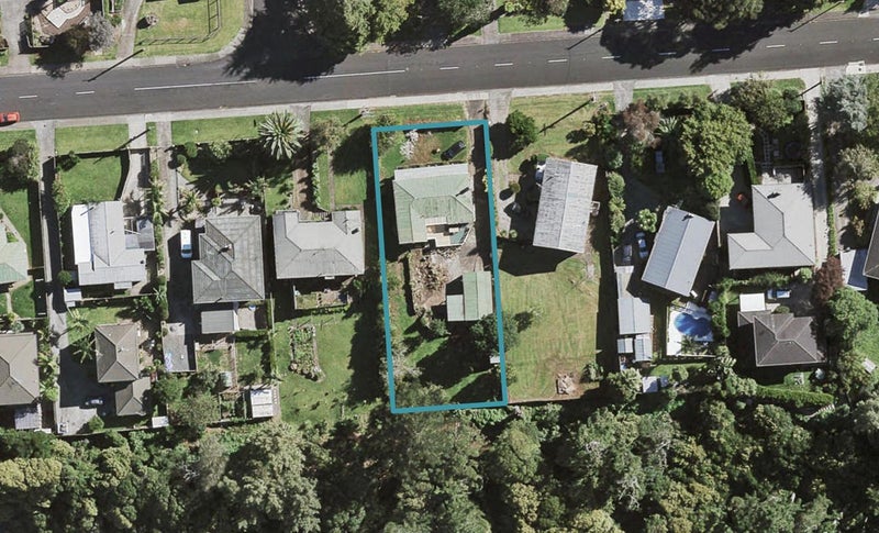 11 Red Hill Road, Red Hill, Papakura - Carousel 1