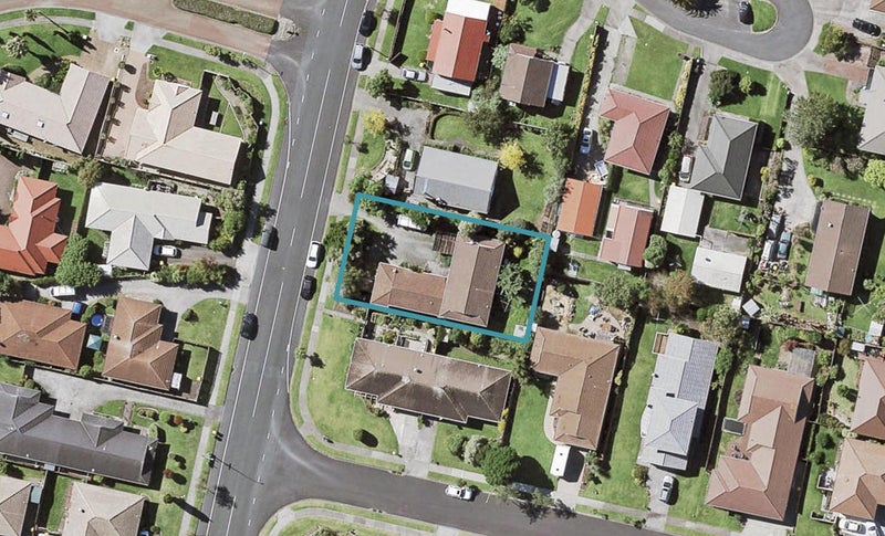 40 Aberfeldy Avenue, Highland Park, Auckland - Carousel 1
