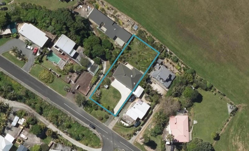 32 Weir Crescent, Onerahi, Whangarei - Carousel 1