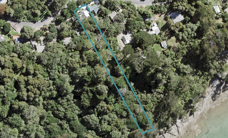 203 Victory Road, Laingholm, Auckland - Carousel 1