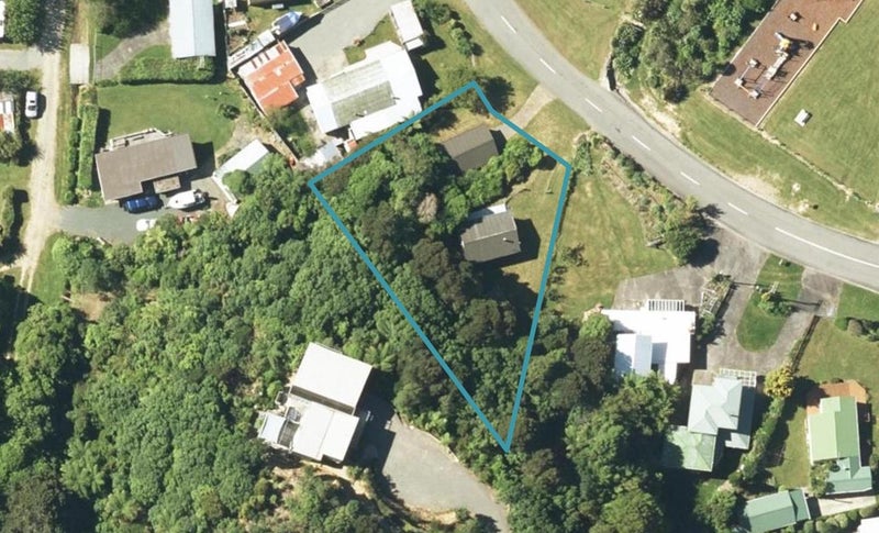 6 Okiwi Crescent, Ōkiwi Bay - Carousel 1