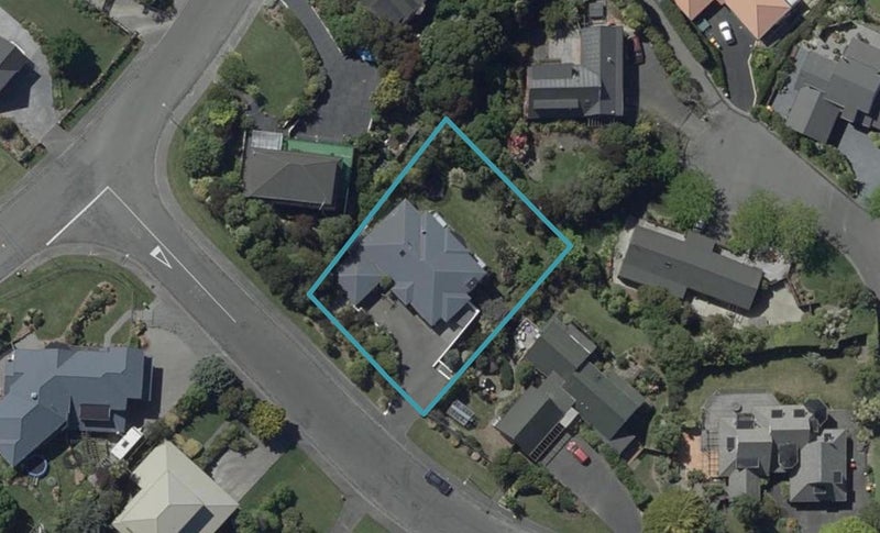 28 Woodside Common, Westmorland, Christchurch - Carousel 1