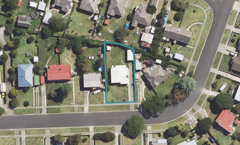 7 Centennial Crescent, Te Hapara, Gisborne - Carousel 1