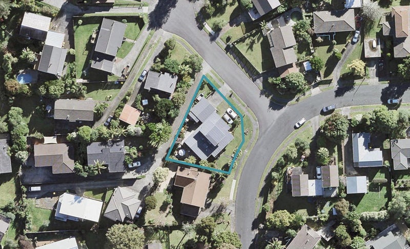16 Wilkinson Way, Browns Bay, Auckland - Carousel 1