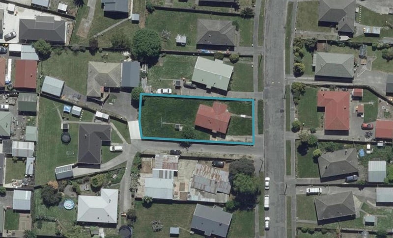 27 Lambeth Crescent, Northcote, Christchurch - Carousel 1