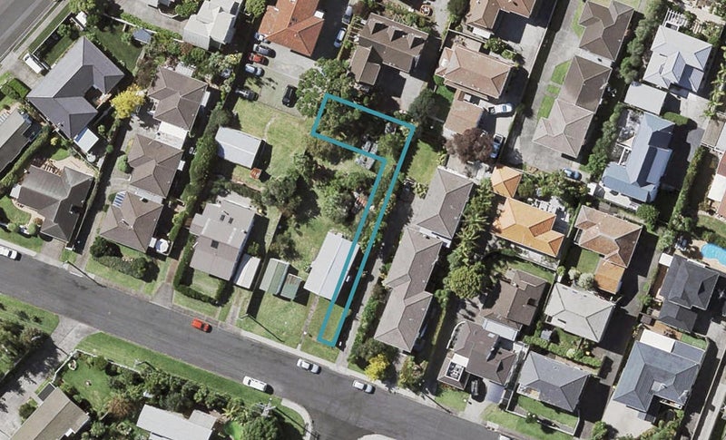 6F Tobruk Crescent, Milford, Auckland - Carousel 1