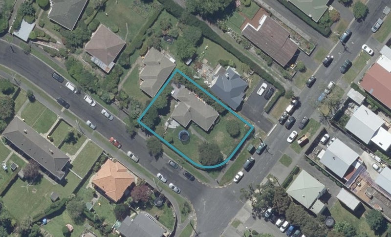 43 Chapman Street, Wakari, Dunedin - Carousel 1