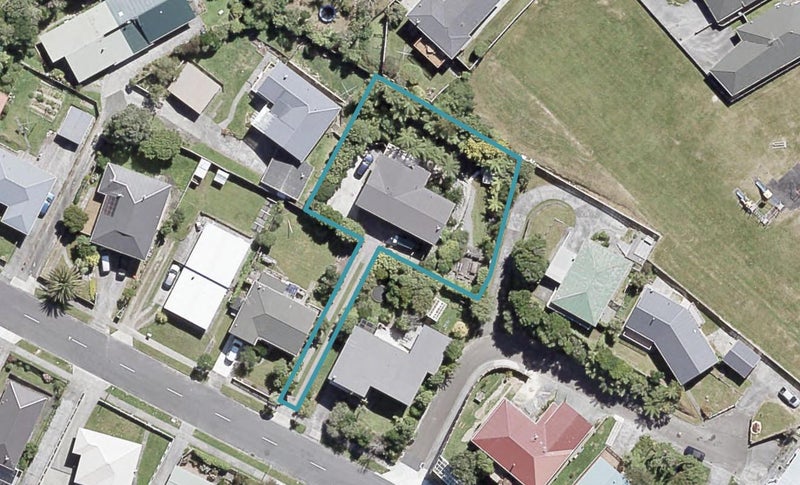 19 Cypress Drive, Maungaraki, Lower Hutt - Carousel 1