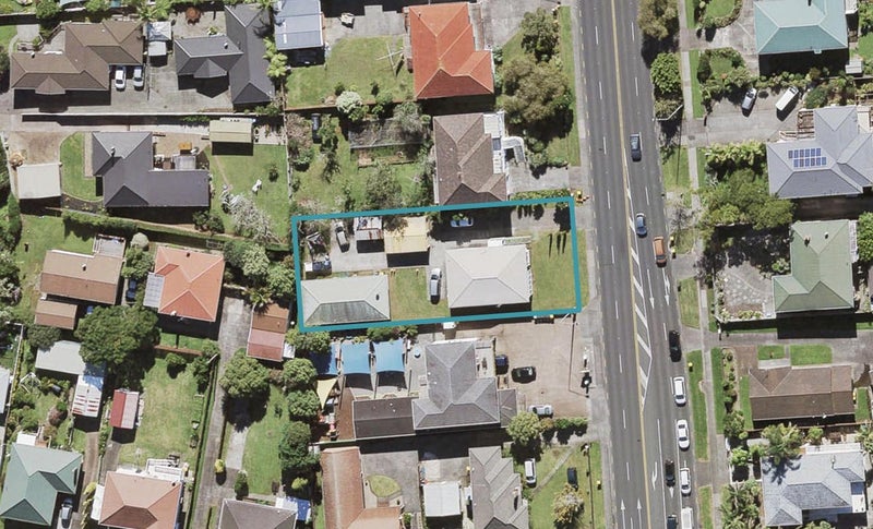 4172 Great North Road, Glendene, Auckland - Carousel 1
