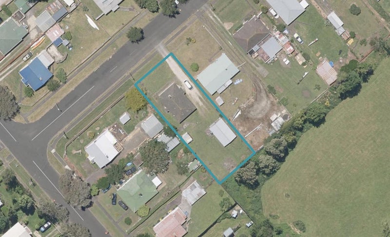 2 Hinemoa Street, Whanganui East, Whanganui - Carousel 1