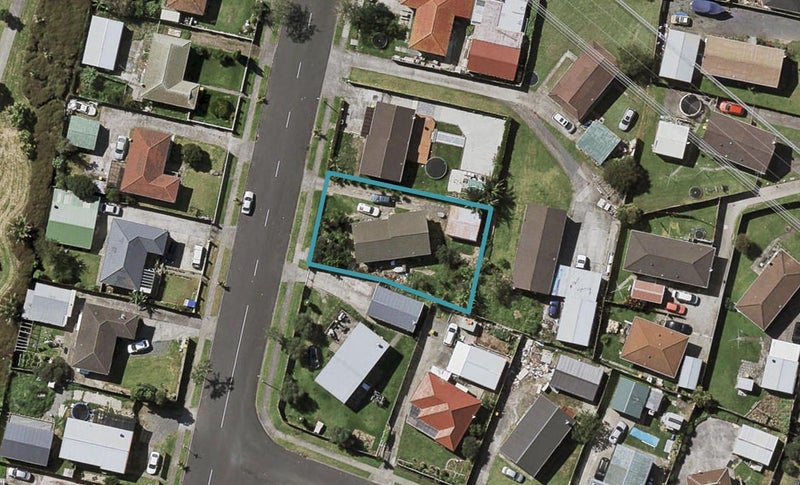 36 Dissmeyer Drive, Clover Park, Auckland - Carousel 1