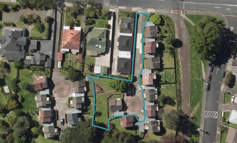 15J Manse Street, Regent, Whangarei - Carousel 1