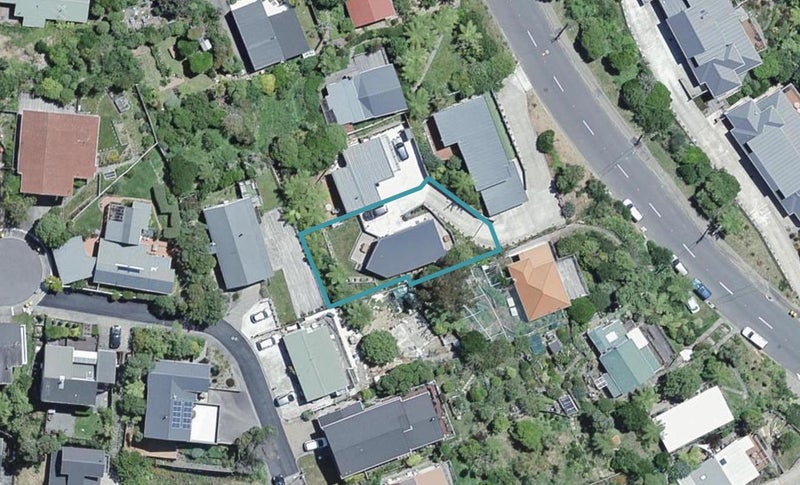 85B Makara road, Karori, Wellington - Carousel 1