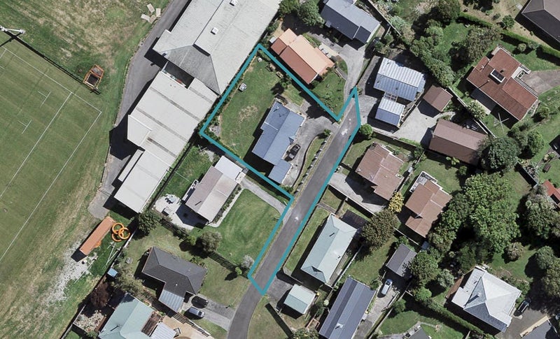 19 Churchill Terrace, Waiuku, Waiuku - Carousel 1