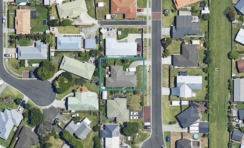 58 Kane Road, Papamoa Beach, Papamoa - Carousel 1