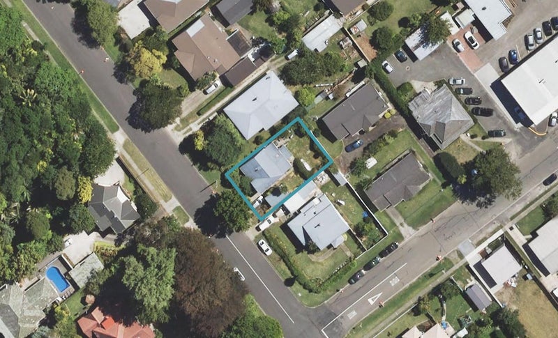 117 Stout Street, Whataupoko, Gisborne - Carousel 1