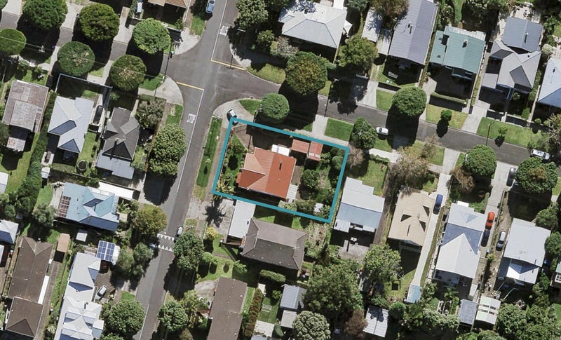 48 Arabi Street, Sandringham, Auckland - Carousel 1