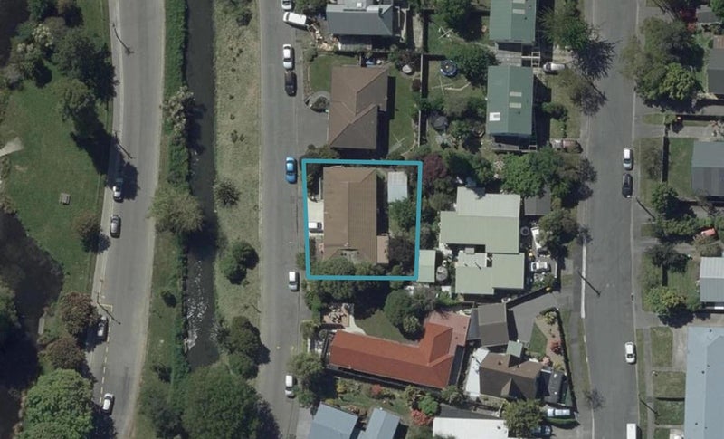 64 Palatine Terrace, Saint Martins, Christchurch - Carousel 1