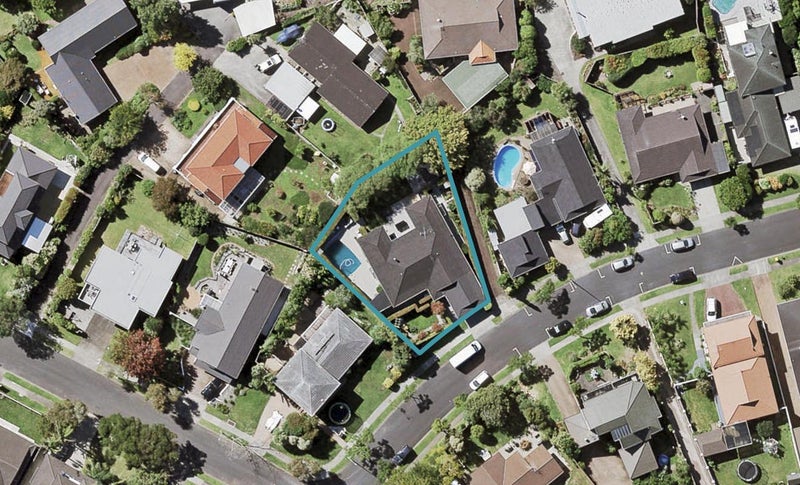 4 Paykel Avenue, Farm Cove, Auckland - Carousel 1