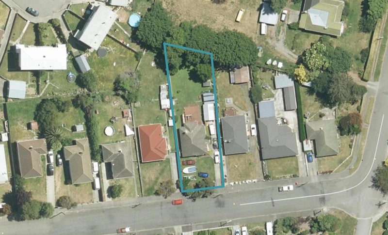 38 Elizabeth Street, Riversdale, Blenheim - Carousel 1