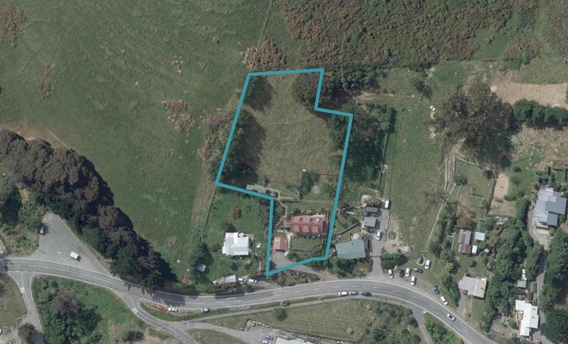 220 Governors Bay Road, Te Rapaki o Te Rakiwhakaputa, Lyttelton - Carousel 1