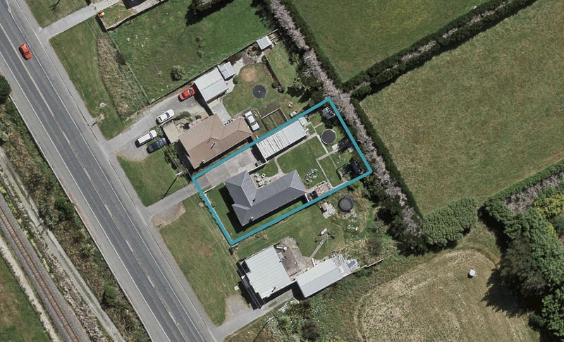 644 Bluff Highway, Clifton, Invercargill - Carousel 1
