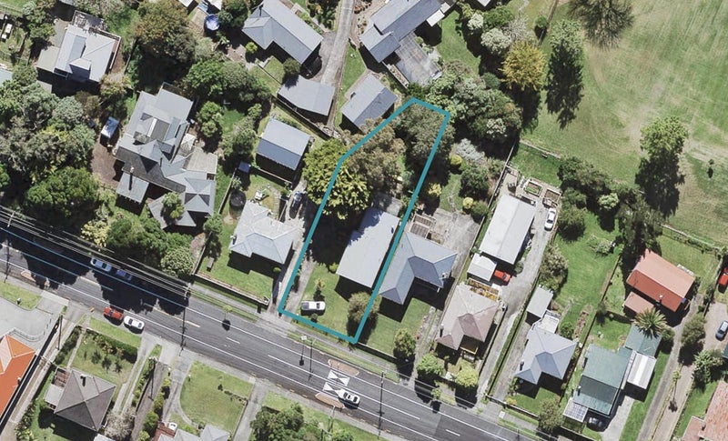 39 St Leonards Road, Kelston, Auckland - Carousel 1