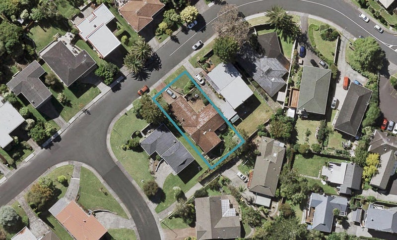 51 Meadowvale Avenue, Forrest Hill, Auckland - Carousel 1