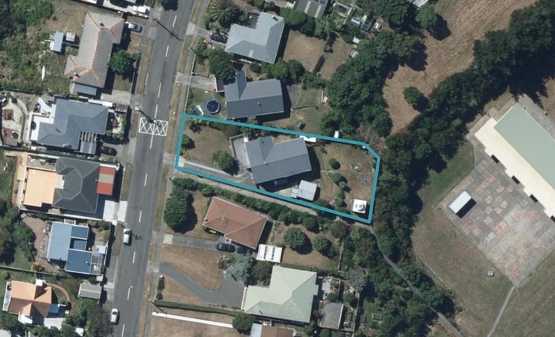 36 Herewini Street, Titahi Bay, Porirua - Carousel 1
