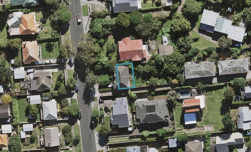 2/37 Mariri Road, Onehunga, Auckland - Carousel 1