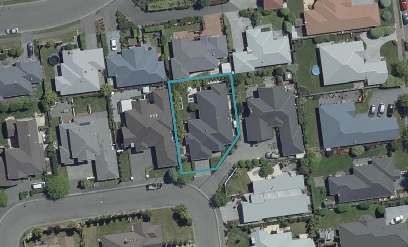 37 Applefield Court, Northwood, Christchurch - Carousel 1