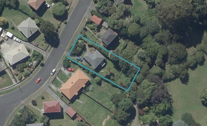 10 Forrester Avenue, Liberton, Dunedin - Carousel 1
