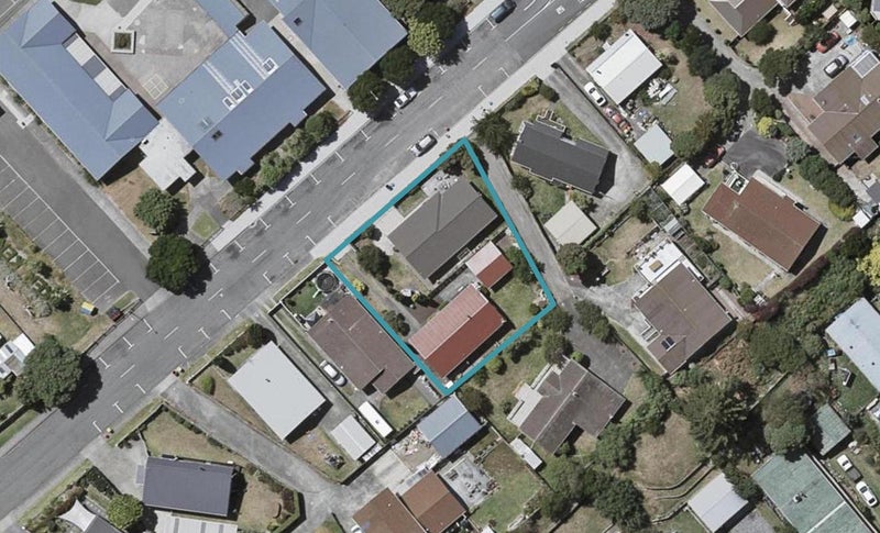 12B Arnold Grove, Paraparaumu Beach, Paraparaumu - Carousel 1