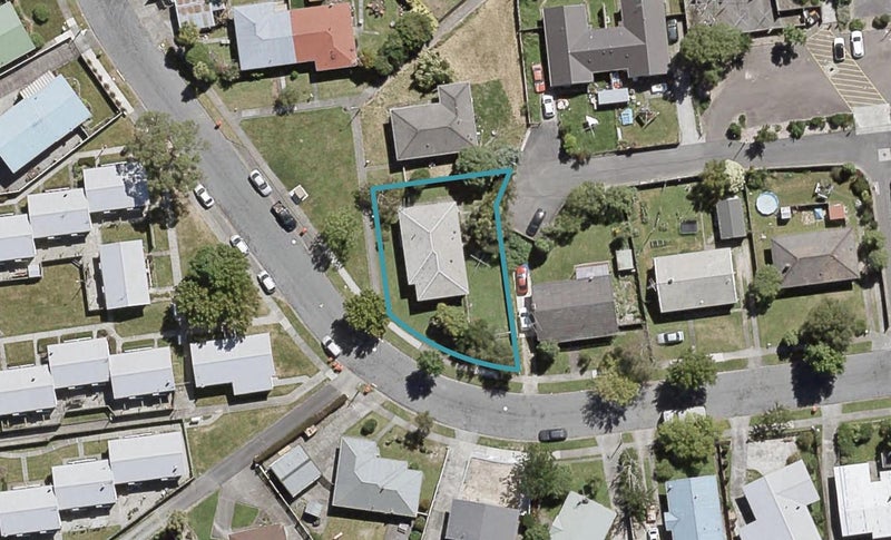 12 Bonnie Glen Crescent, Ebdentown, Upper Hutt - Carousel 1