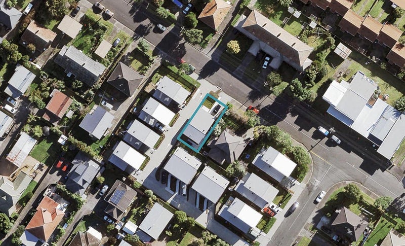 44 Daventry Street, Waterview, Auckland - Carousel 1