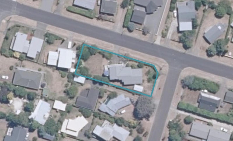 19 Matuku Street, Two Mile Bay, Taupo - Carousel 1