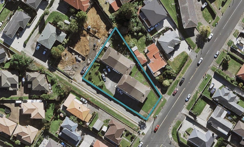 4/29 Hayr Road, Three Kings, Auckland - Carousel 1