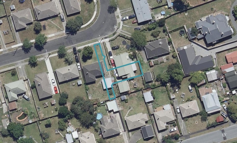 3/74 Marshall Street, Fairfield, Hamilton - Carousel 1