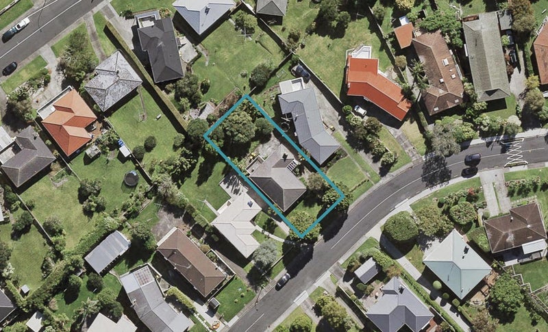 41 Alton Avenue, Hillcrest, Auckland - Carousel 1
