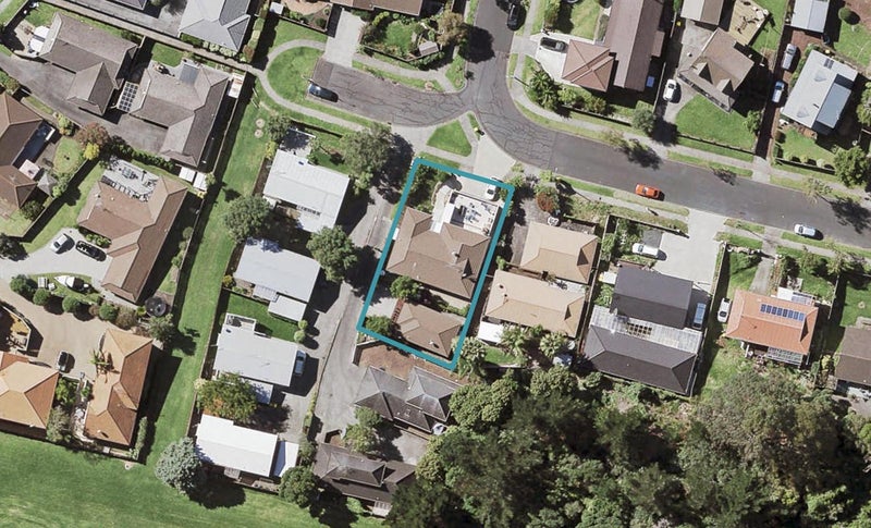 58 Glennandrew Drive, Half Moon Bay, Auckland - Carousel 1